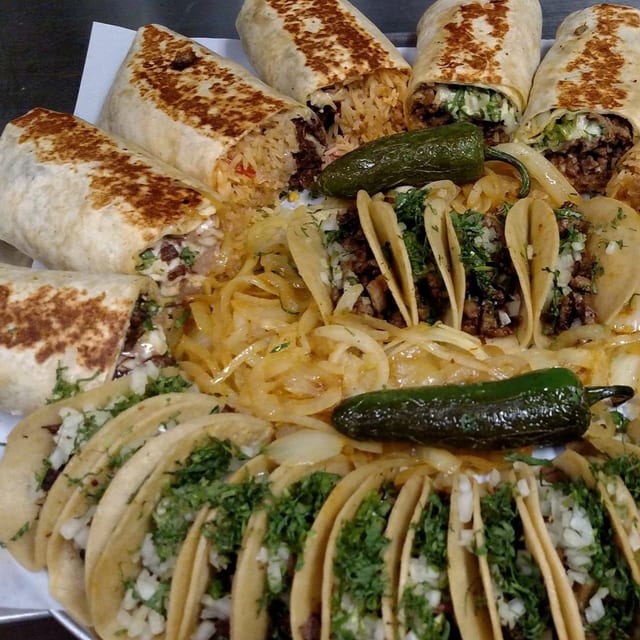 El Charolaso Combo.