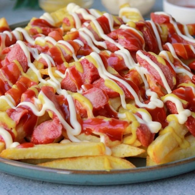 Salchi Papas.