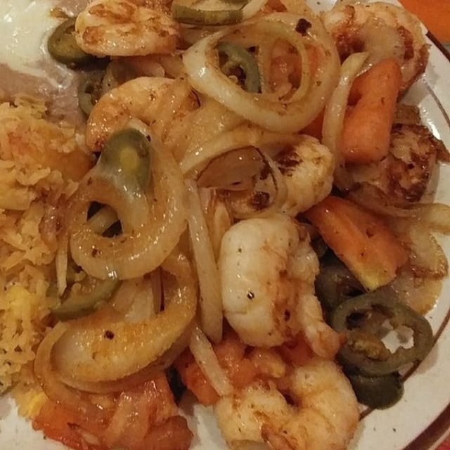 Camarones Tapatíos (Spicy).