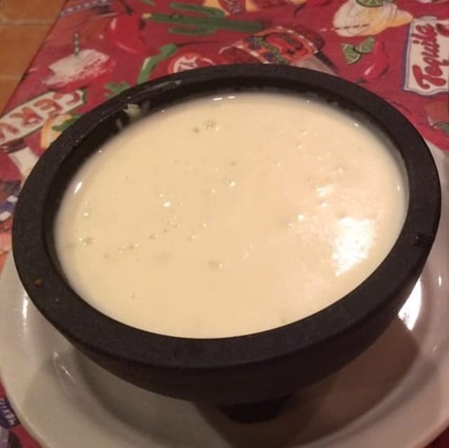 32 Oz Homemade Queso Dip.