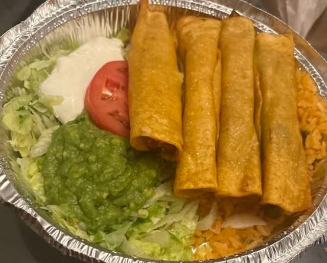 Taquitos Mexicanos.